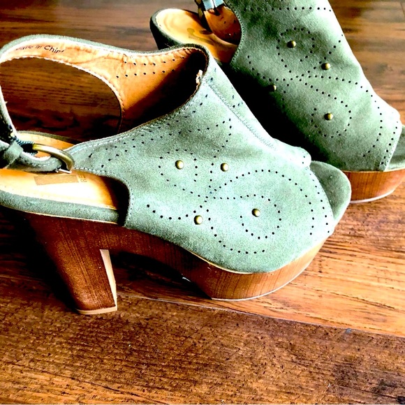 Report woman’s shoes  Nice SEXY SHOES SIZE 7 heels - Picture 7 of 7